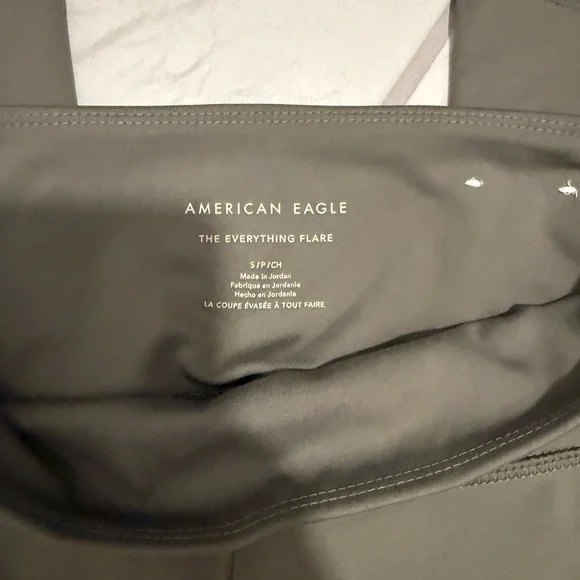 American Eagle Flare Leggings - Picture 2 of 3